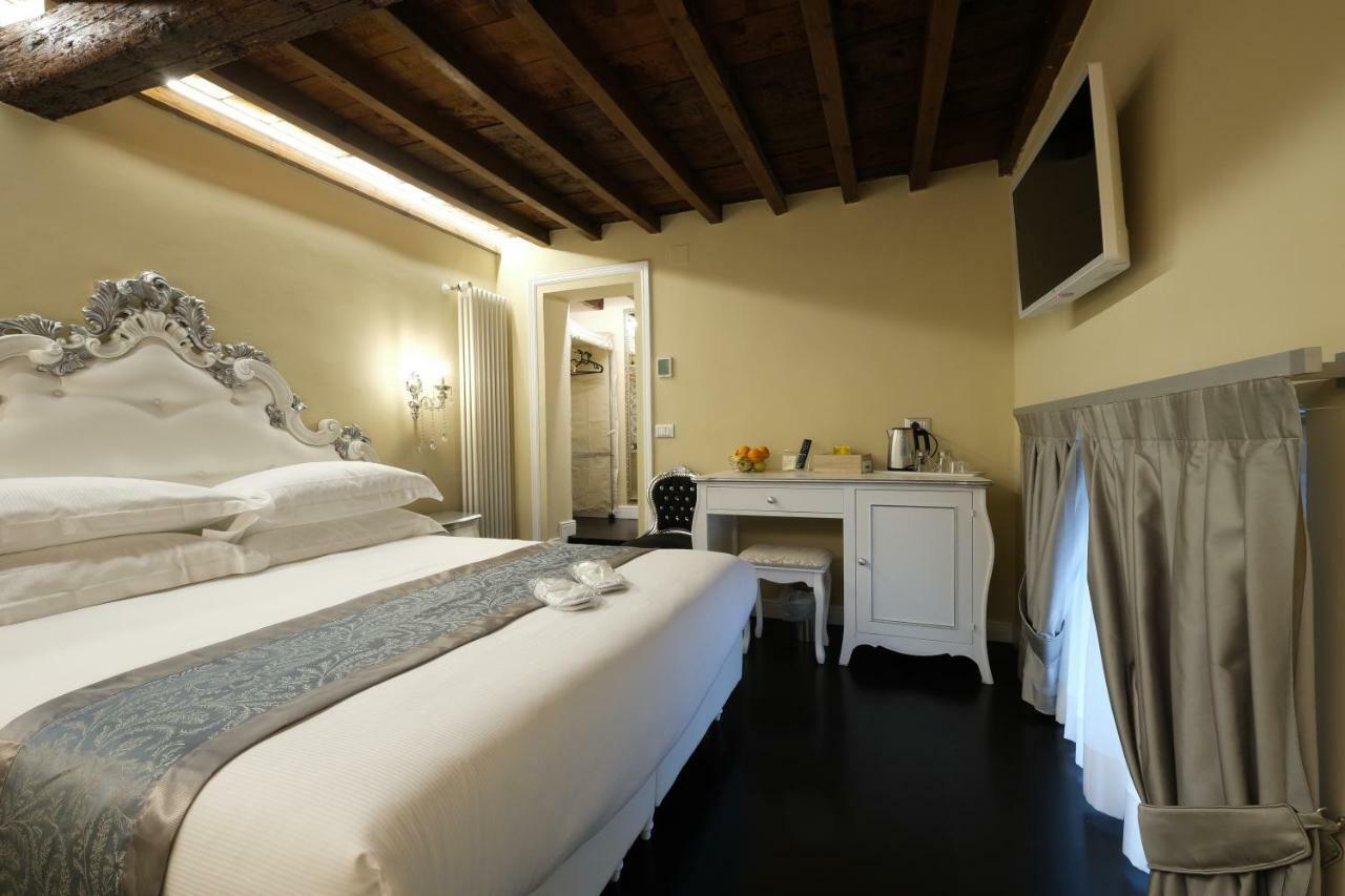 Couette-café Kingsman Florence
